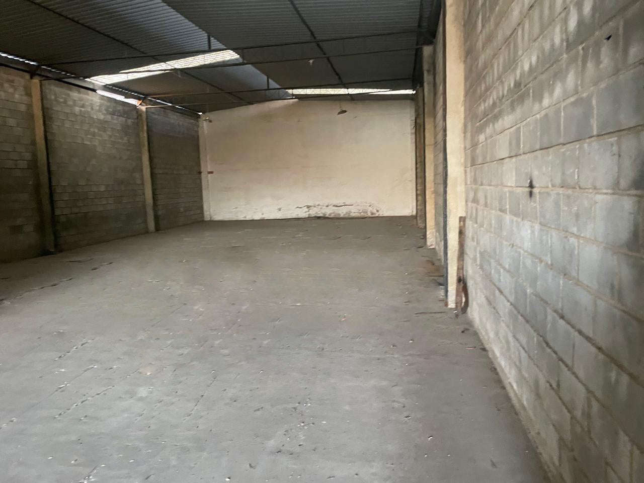 Galpão Vigário Geral 400m²