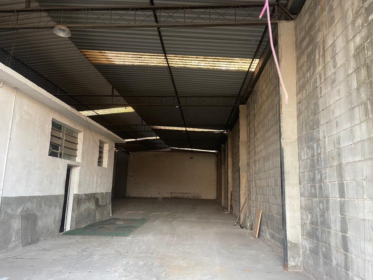 Galpão Vigário Geral 400m²
