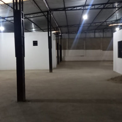 Galpão Em Frente a BR 101 São Gonçalo RJ 650 m² -
